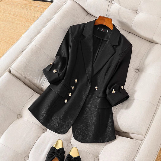 Blazer femme – Coupe cintrée – Manches trois-quarts – Col à revers classique – Double boutonnage élégance