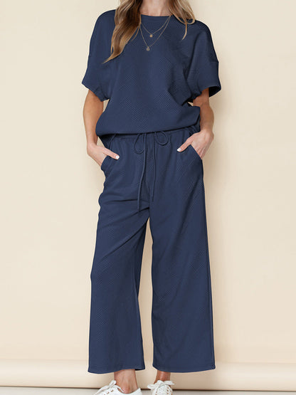 Ensemble Femme Décontracté – Tissu Texturé Léger – Coupe Ample – Taille Cordon Ajustable