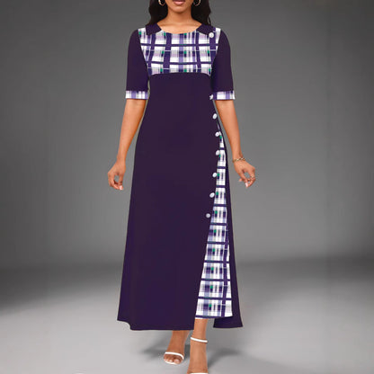 Robe longue femme – Coupe cintrée – Col rond – Manches mi-longues – Détail asymétrique à carreaux