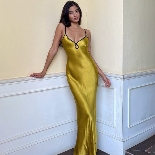 Robe nuisette femme – Satin lisse – Coupe ajustée – Dos nu – Détail goutte d’eau