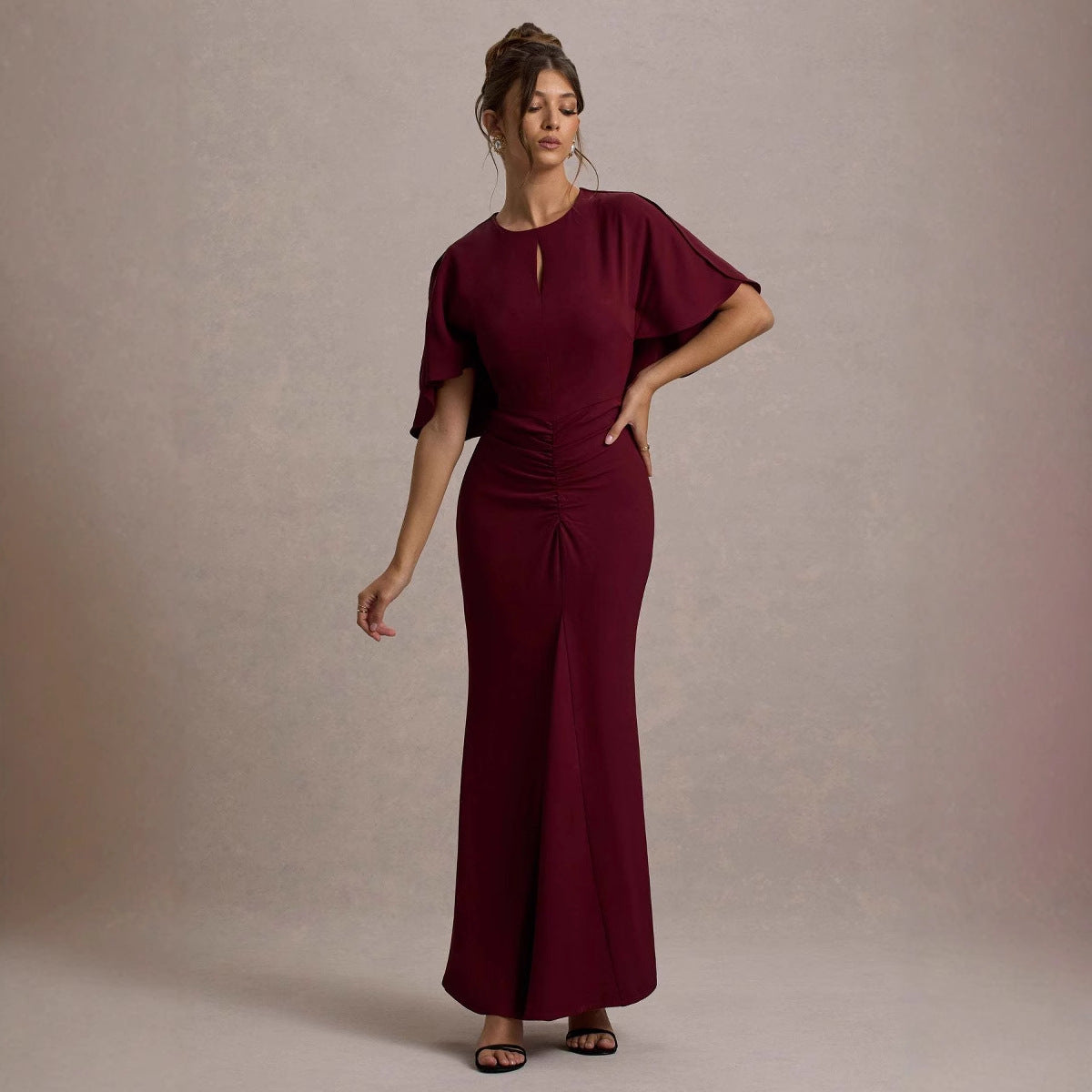 Robe longue femme – Coupe cintrée – Manches volantées – Taille froncée – Tissu luxe