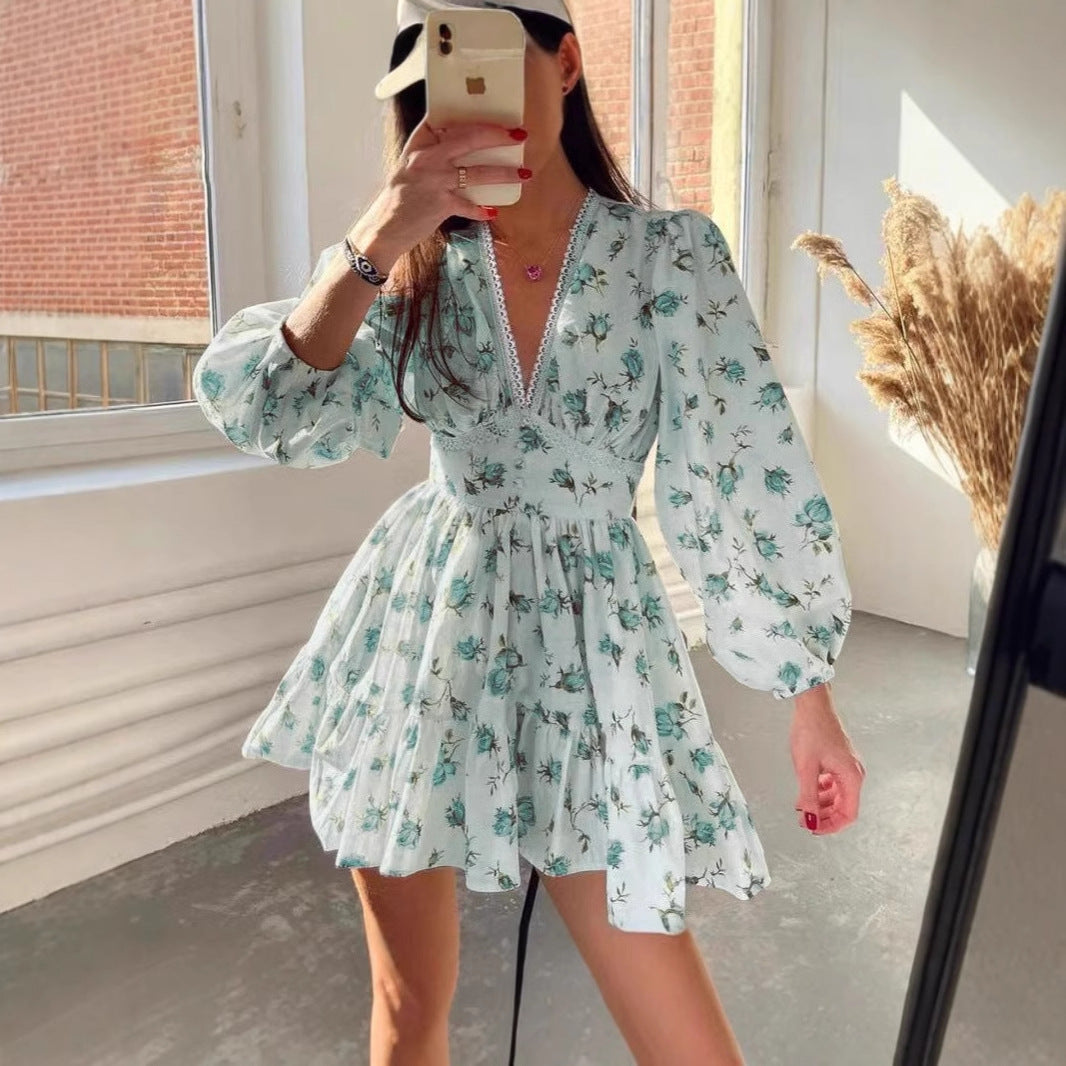 Robe Femme Évasée – Mini Longueur – Manches Bouffantes – Col V Dentelle – Imprimé Fleuri