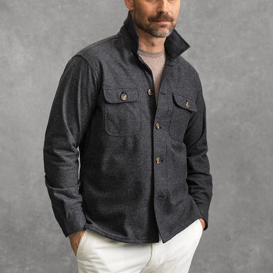 Veste homme – Coupe ajustée – Col montant – Poches poitrine – Style boutonné