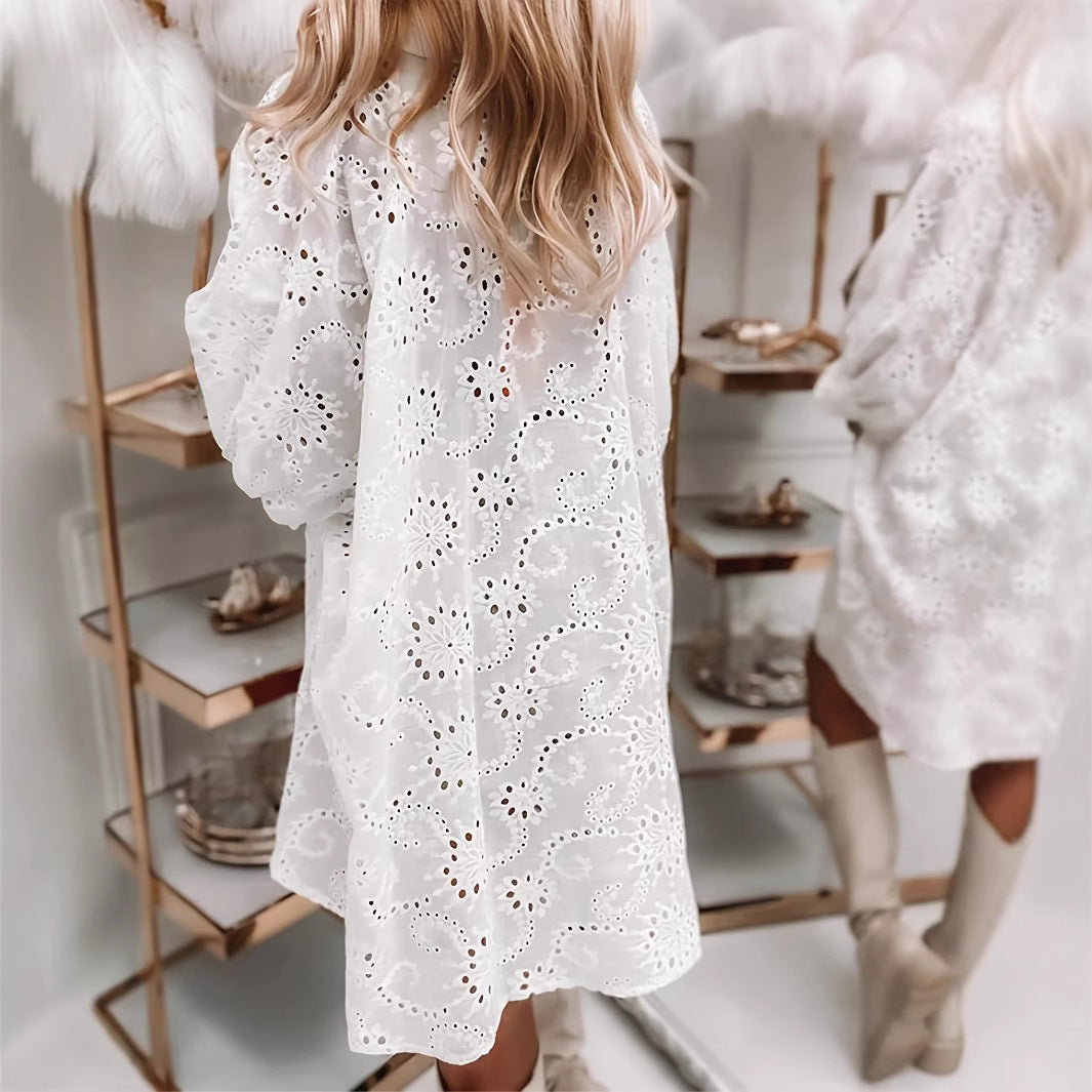 Blouse femme – Coupe ample – Coton léger – Détail ajouré – Boutonnée casual
