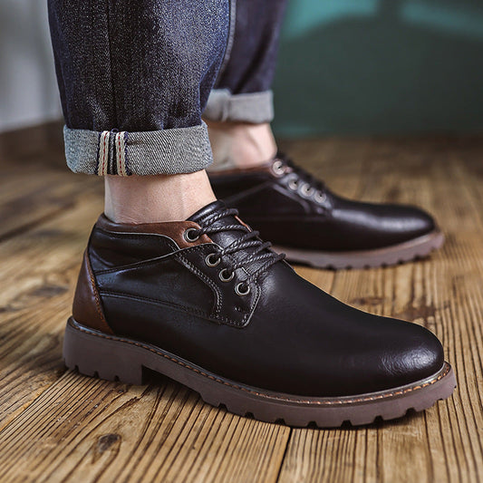 Bottes montantes homme – Cuir lisse – Lacets renfort métal – Semelle crantée robuste