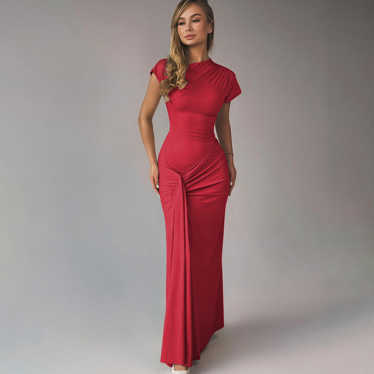 Robe longue femme – Coupe ajustée – Taille drapée – Manches courtes élégantes