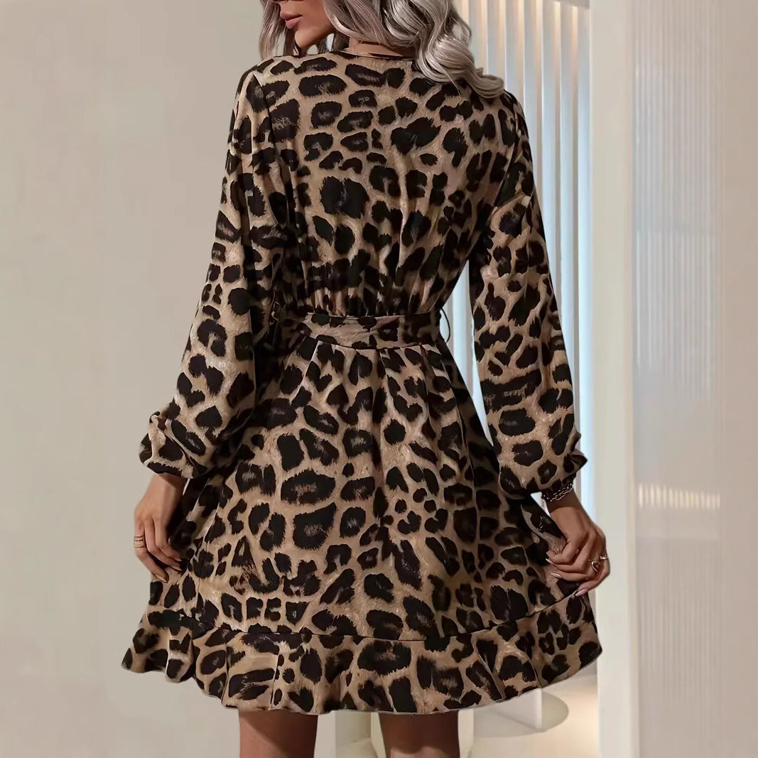 Robe portefeuille femme – Coupe midi fluide – Manches ballon – Imprimé animal élégant