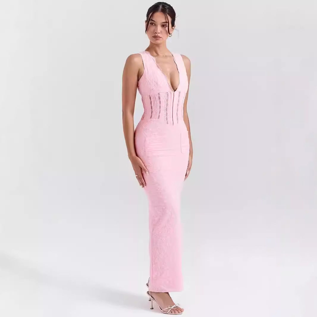 Robe femme longue en dentelle – Coupe ajustée – Taille haute – Décolleté plongeant