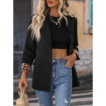 Blazer femme – Coupe décontractée – Revers cranté – Fermeture un bouton – Poignets contrastés