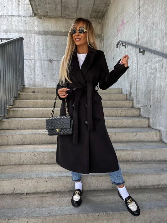 Manteau femme long – Laine – Coupe cintrée – Ceinture – Col à revers – Manches longues