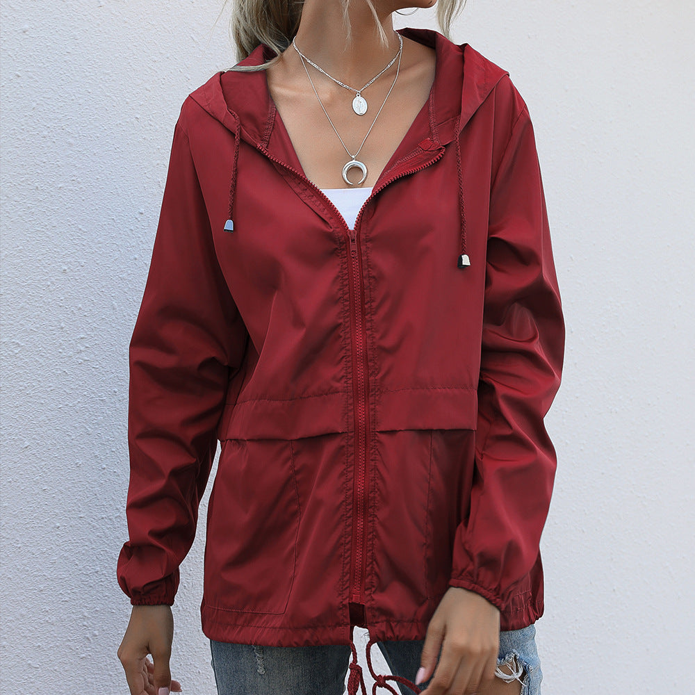 Veste femme à capuche – Déperlante légère – Coupe ample – Fermeture zippée