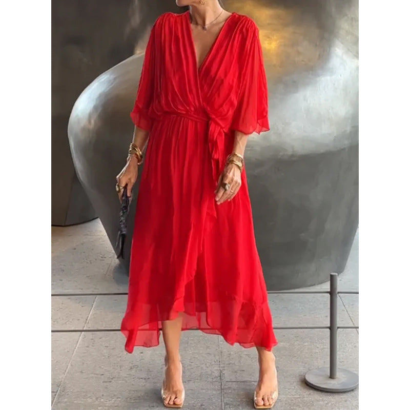 Robe longue femme – Tissu fluide élégant – Manches chauve-souris – Taille nouée – Ourlet asymétrique