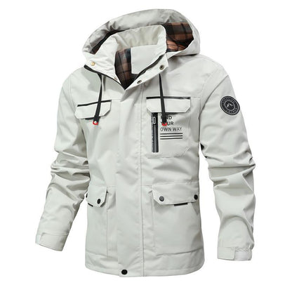 Veste coupe-vent homme – Capuche doublée – Coupe structurée – Poches multiples