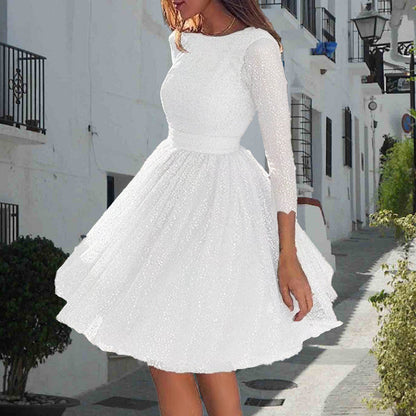 Robe femme évasée – Tulle léger – Manches 3/4 transparentes – Détails scintillants