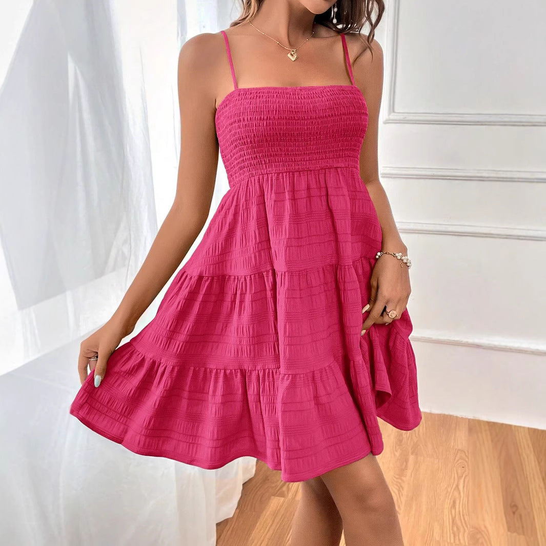 Robe courte femme – Bretelles fines – Bustier smocké – Jupe évasée à volants