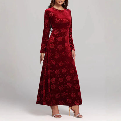 Robe longue femme – Velours gaufré floral – Coupe évasée – Manches longues élégantes
