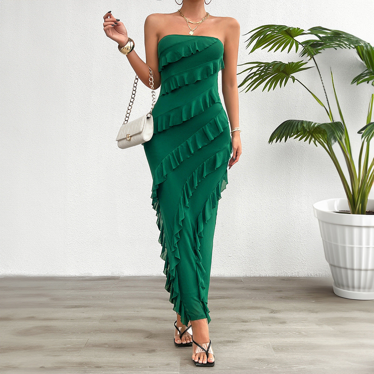 Robe femme bustier – Coupe moulante – Longue – Volants asymétriques élégants