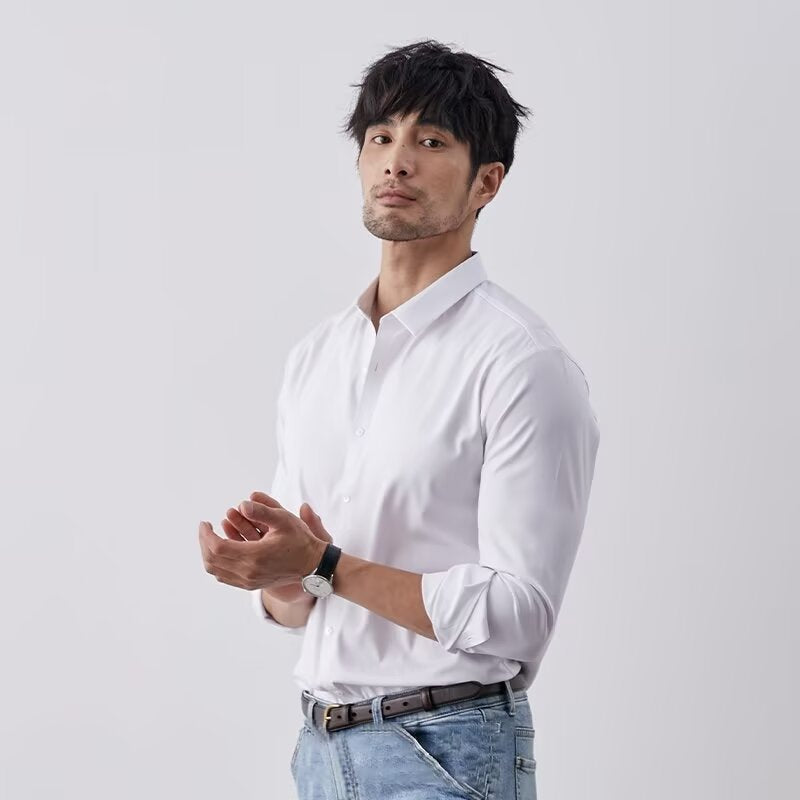 Chemise homme – Coupe slim – Tissu doux effet soie – Manches longues – Boutonnage classique