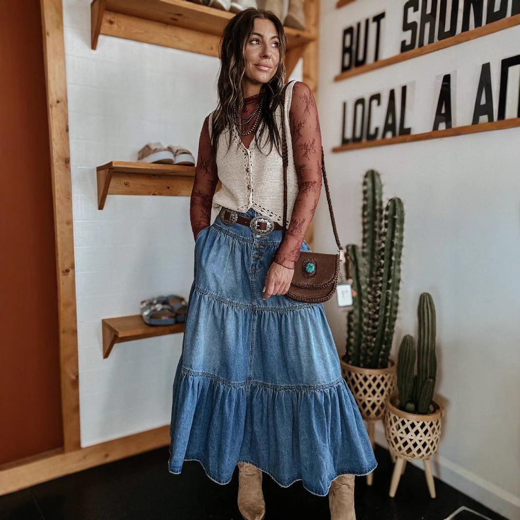 Jupe femme en jean – Coupe évasée – Boutonnée devant – Volants superposés