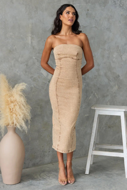 Robe femme sans bretelles – Coupe slim – Denim structuré – Longueur midi