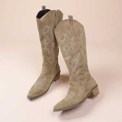 Bottes cowboy femme – Style western brodé – Suédine – Mi-mollet – Talon bas