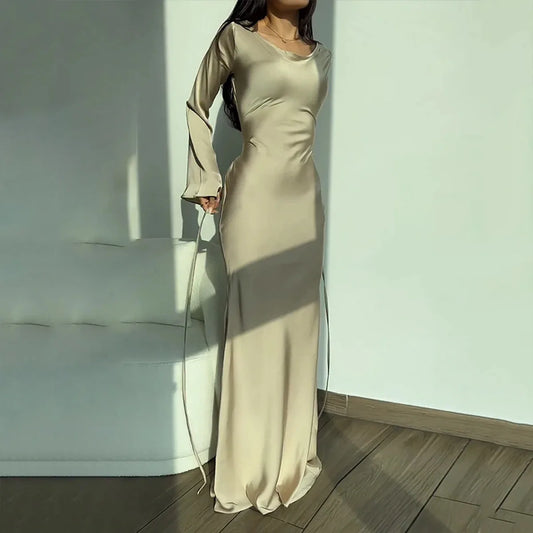 Robe moulante femme – Tissu luxueux – Manches longues – Coupe ajustée élégante