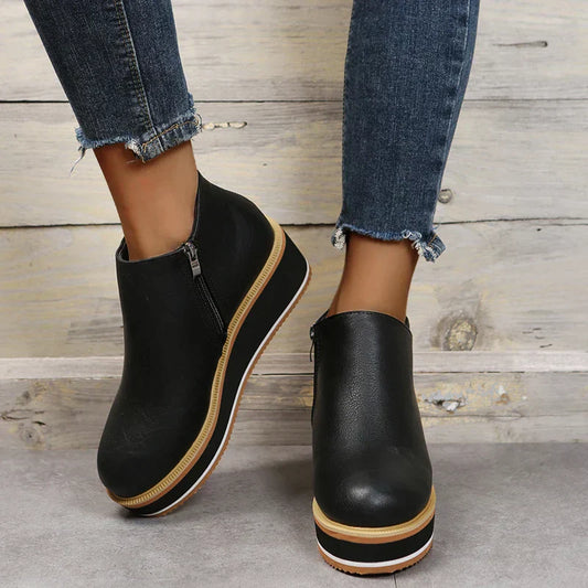 Bottines Femme – Semelle Plateforme – Fermeture Zip – Bout Rond – Coupe Ajustée