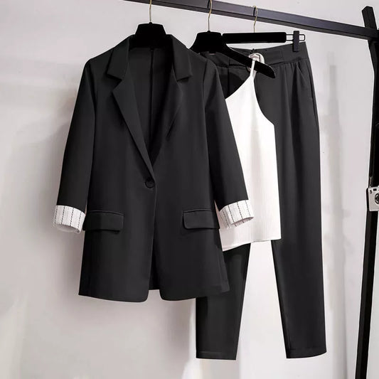 Blazer femme – Coupe cintrée – Revers classique – Bouton unique – Poignets retroussés