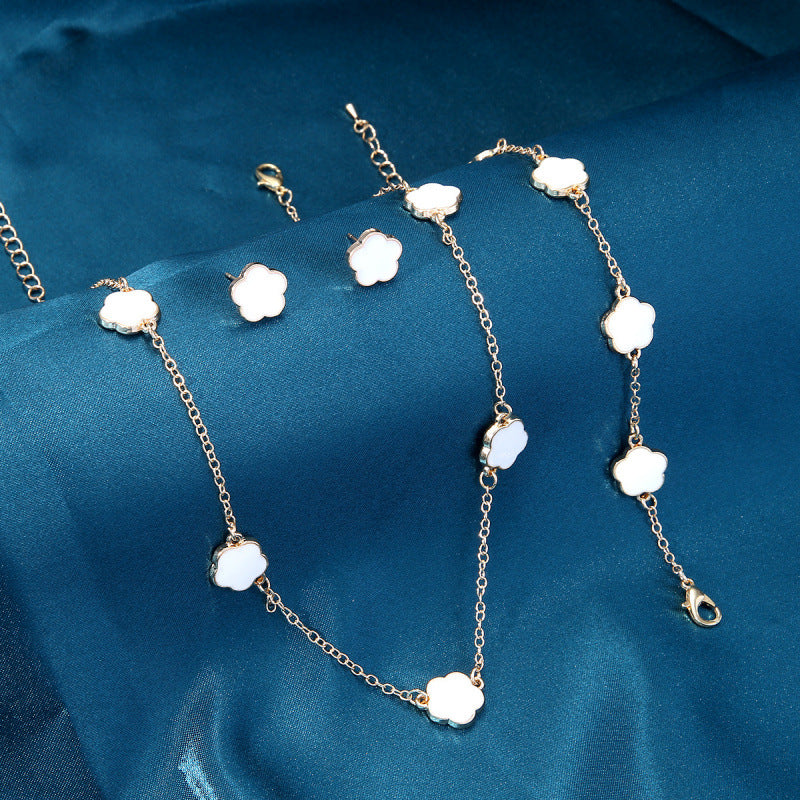 Catherine Ensemble quatre pièces | Élégant ensemble quatre pièces