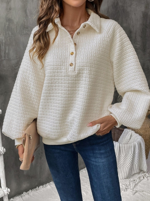 Sweatshirt femme – Coupe oversize – Maille texturée – Col chemise – Patte boutonnée