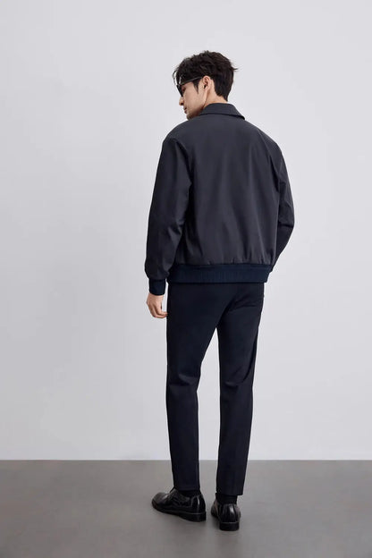 Veste homme – Coupe décontractée – Col classique – Poignets côtelés – Boutonnage devant
