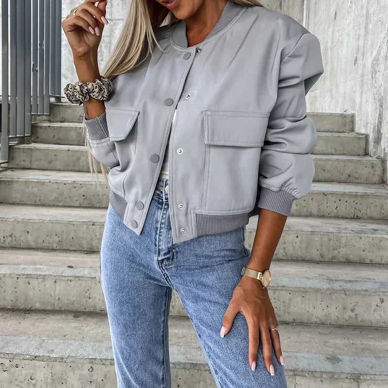 Veste femme – Coupe décontractée – Fibres naturelles – Boutonnage – Poches à rabat