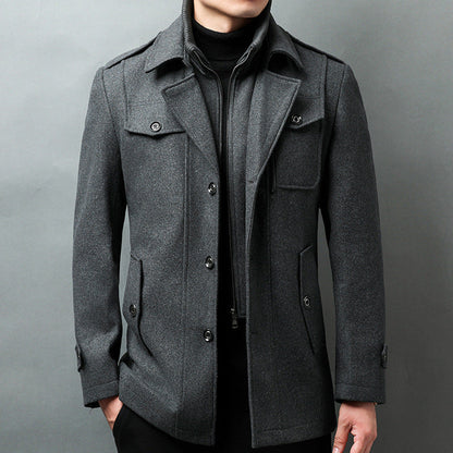 Veste homme – Coupe structurée – Laine – Col à revers – Épaules avec pattes – Boutonnage devant