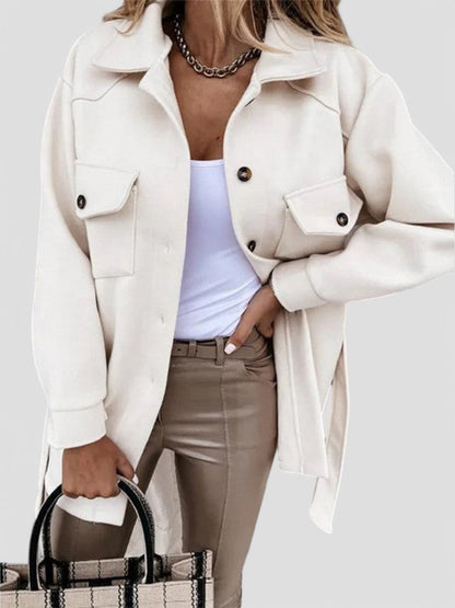 Veste femme boutonnée – Coupe décontractée – Col classique – Poches à rabat