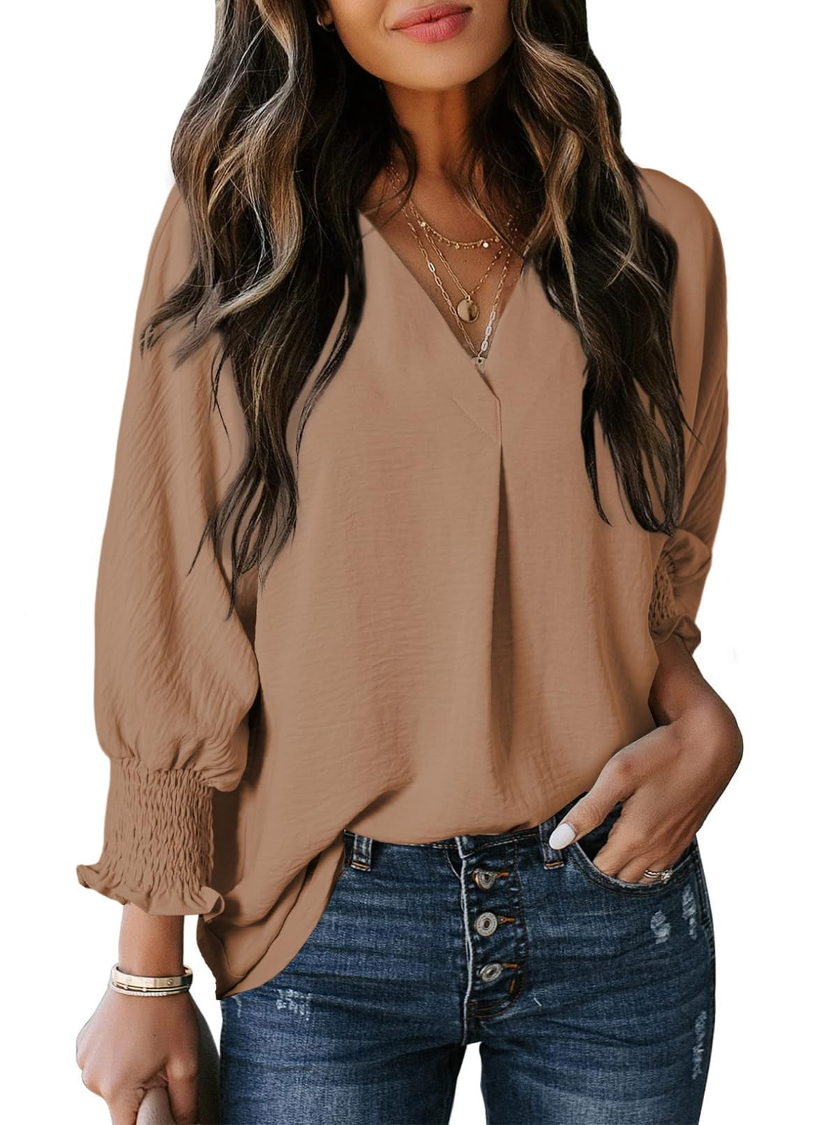 T-shirt femme – Col en V – Manches 3/4 smockées – Coupe ample – Maille douce