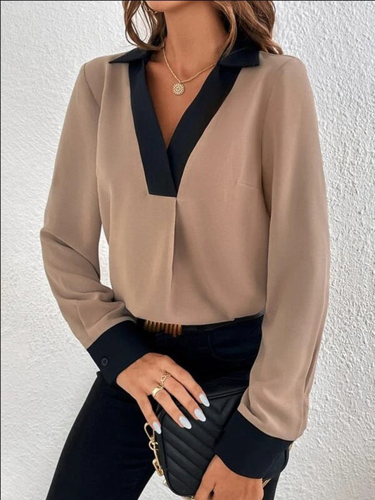 Blouse femme – Coupe fluide – Col V fini contrasté – Manches longues élégantes