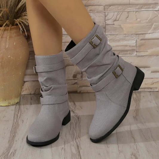 Bottes femme – Tissu souple – Coupe décontractée – Détail boucle – Semelle plate