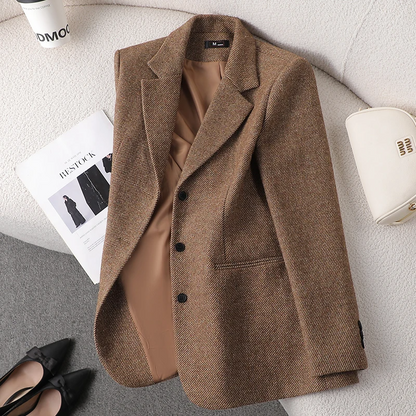Blazer femme – Coupe cintrée – Laine douce – Col classique – Fermeture trois boutons