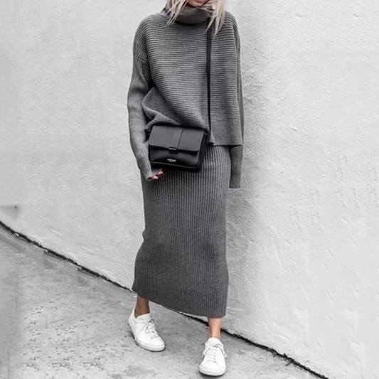 Ensemble femme jupe et pull – Maille côtelée – Col roulé – Coupe droite midi