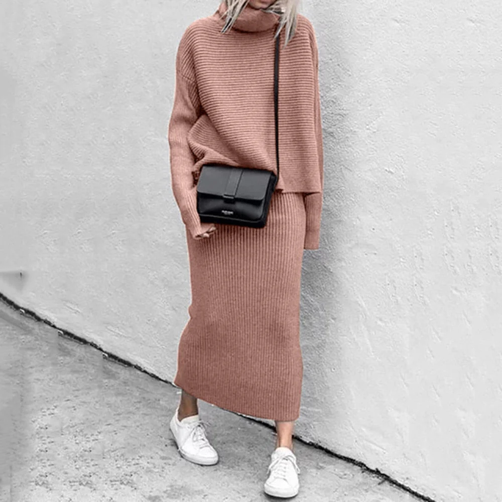 Ensemble femme jupe et pull – Maille côtelée – Col roulé – Coupe droite midi
