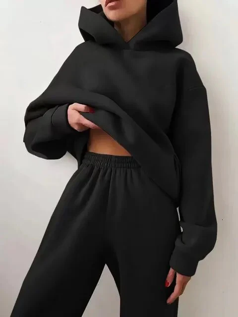 Ensemble Femme Hoodie et Jogging – Coupe Ample – Tissu Polaire Doux – Style Décontracté
