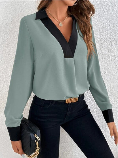 Blouse femme – Coupe fluide – Col V fini contrasté – Manches longues élégantes