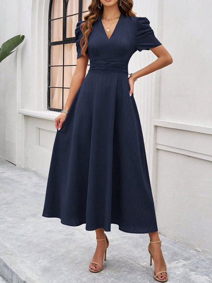 Robe Midi Femme – Décolleté V – Manches Bouffantes – Taille Cintrée – Coupe Évasée