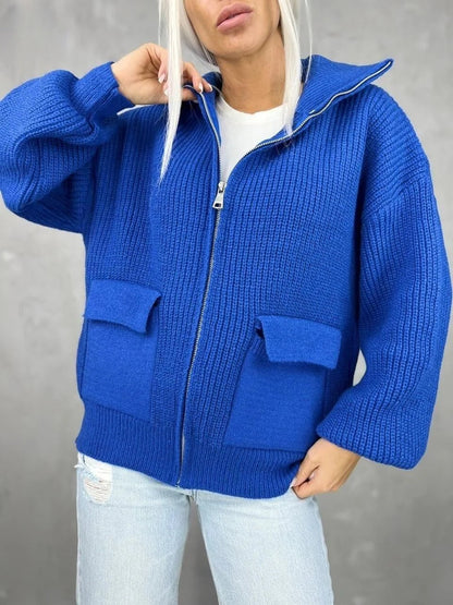 Veste femme en maille – Coupe ample – Texture côtelée – Zip frontal – Poches à rabat