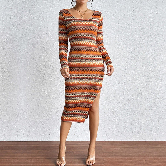 Robe midi femme – Coupe slim – Maille stretch – Col rond – Manches longues – Motif géométrique – Fente asymétrique