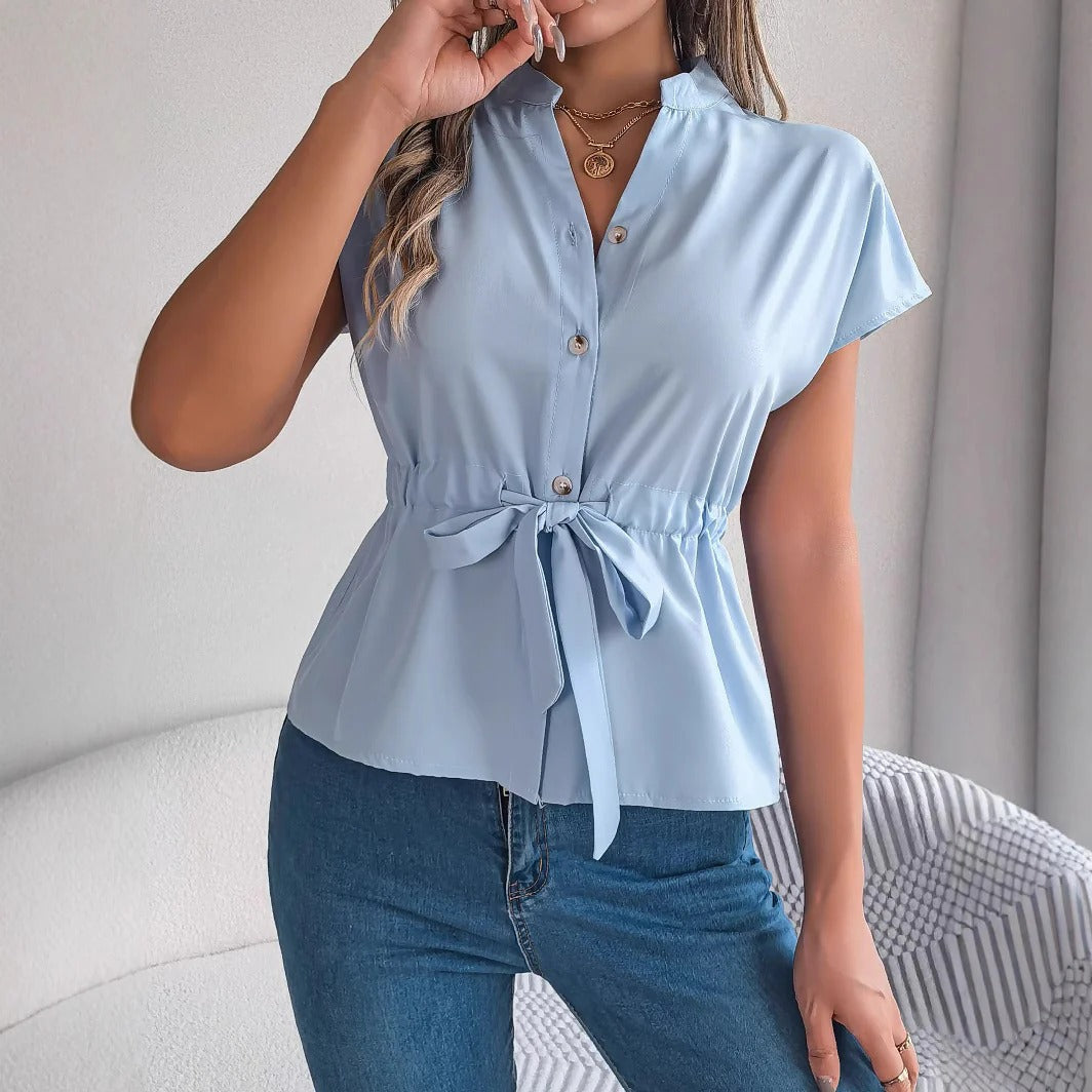 Blouse femme – Coupe cintrée – Liens à la taille – Manches courtes – Boutonnage devant