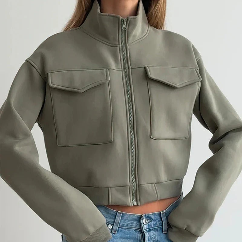 Veste utilitaire femme – Coupe courte – Col montant – Poches poitrine – Coton robuste