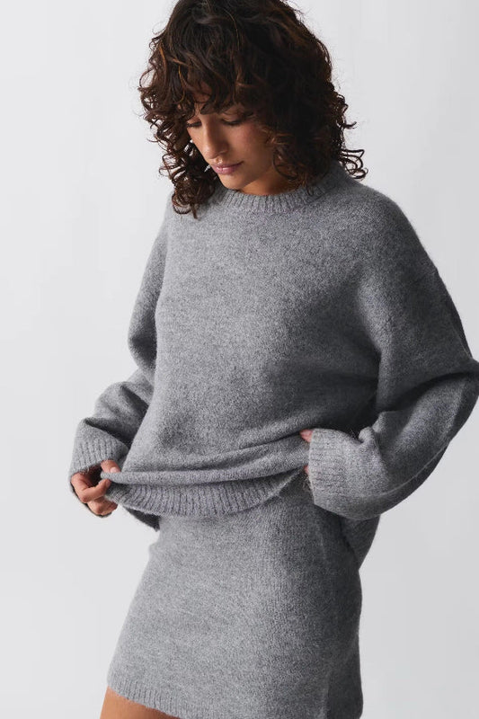Pull femme – Coupe oversize – Effet laine douce – Manches longues – Finitions côtelées