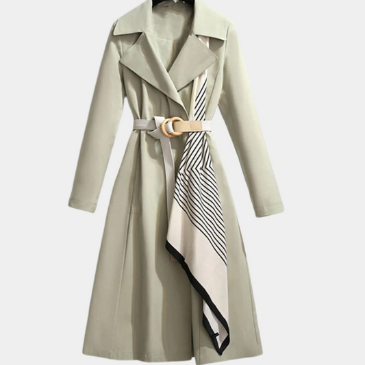 Manteau trench femme – Coupe cintrée – Ceinture à boucle – Détail drapé rayé