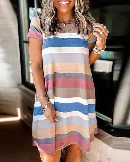 Robe femme – Coupe droite – Maille douce – Manches courtes – Longueur genou